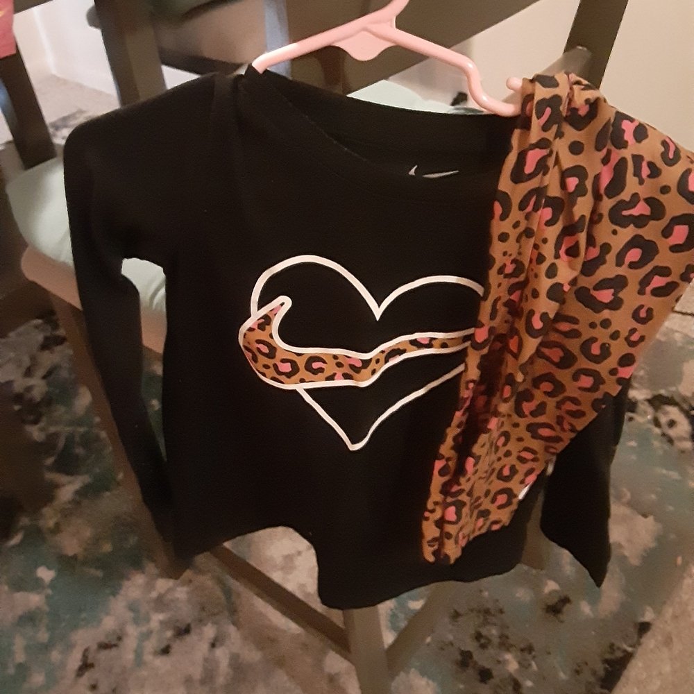 Girl toddler 3t nike outfit